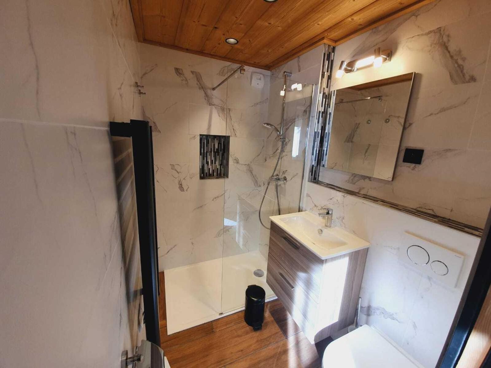 Chalet Delphinette - Spa privatif Morzine Esterno foto